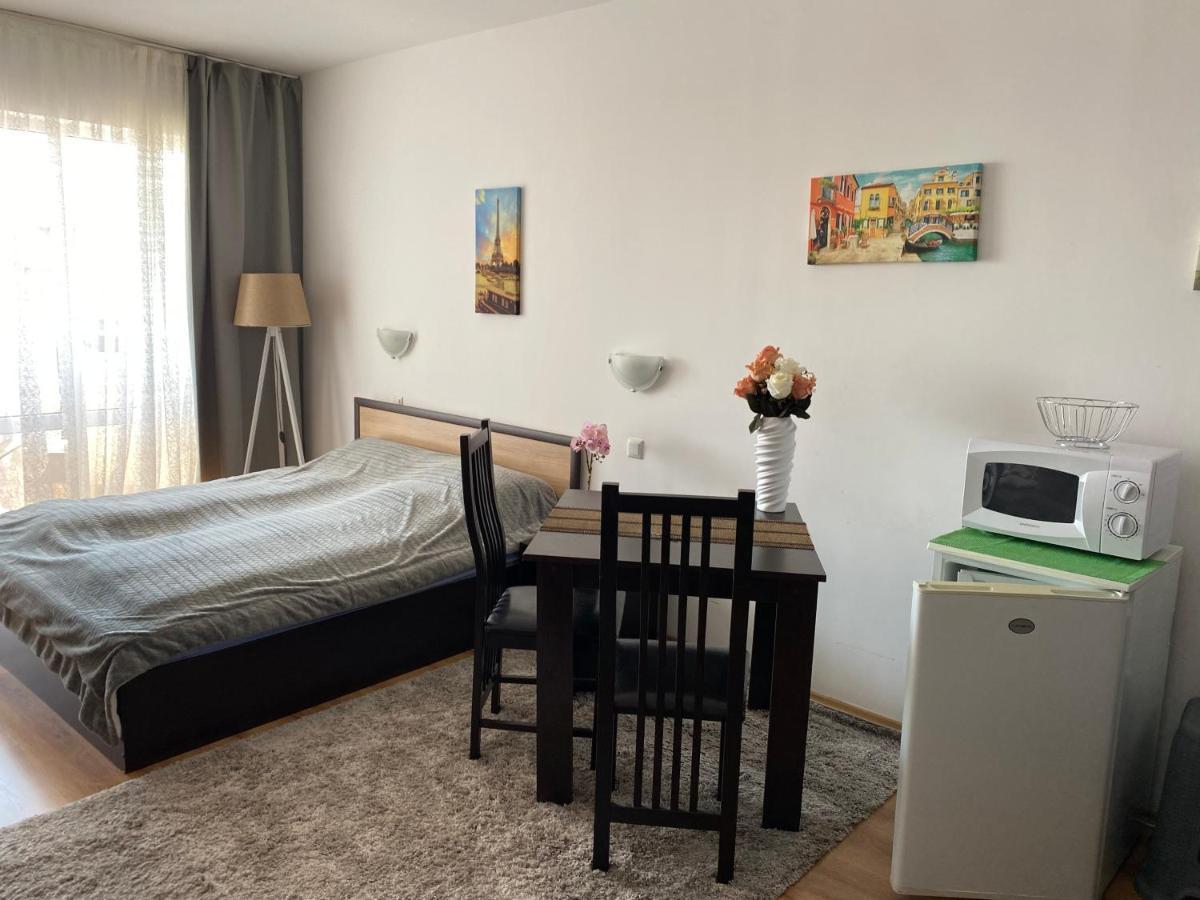 Royal Palm Studio With Seaview Свети-Влас Экстерьер фото